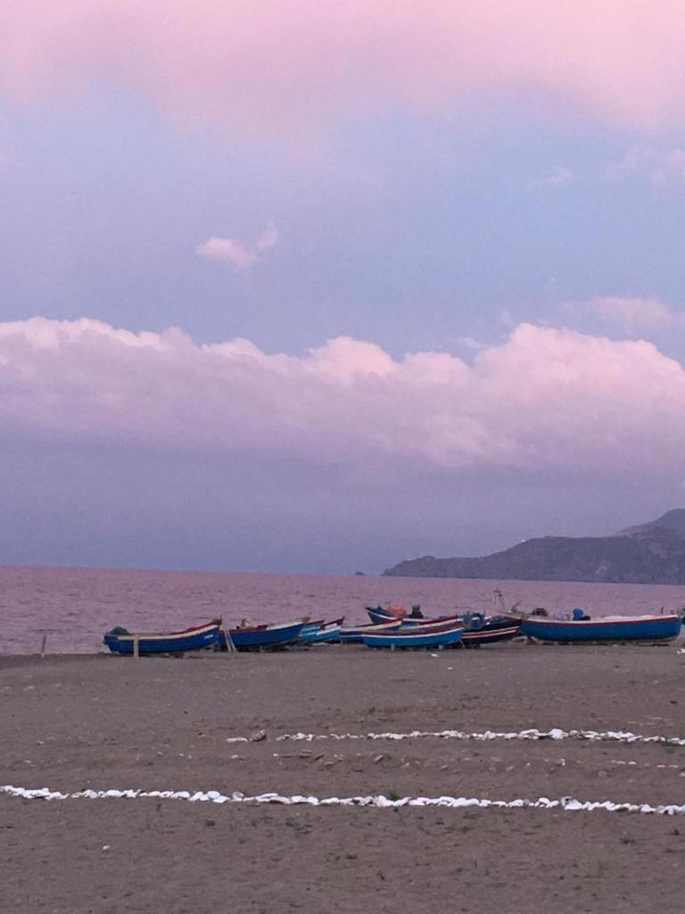 Blue Holiday Oued Laou Luaran gambar